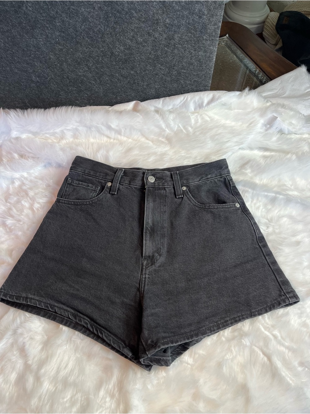 Women's Levi’s High-Rise Black Denim Shorts